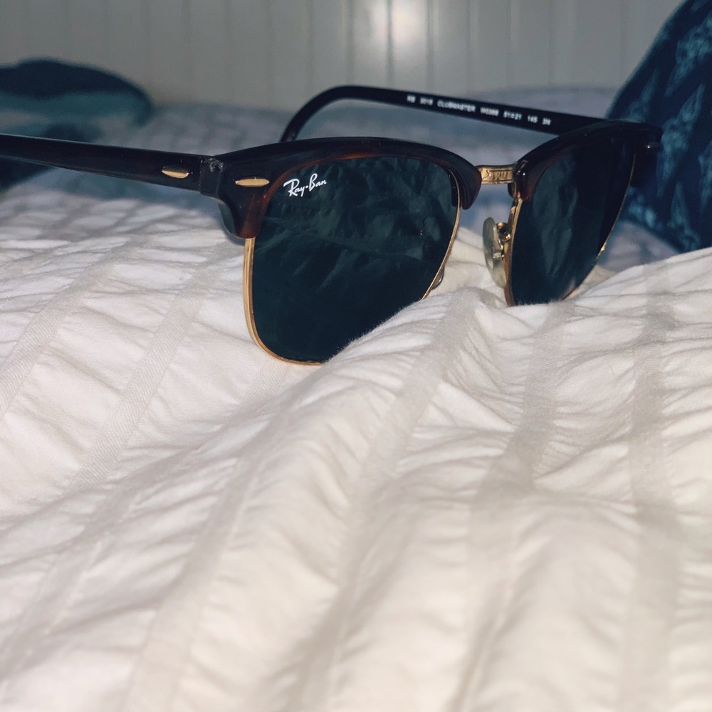 Ray-Ban Clubmaster Sunglasses in Tortoise Shell